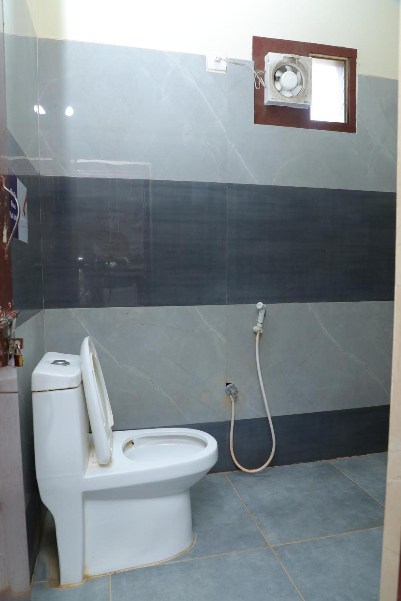 Ssr Hotel Srikalahasti Luaran gambar