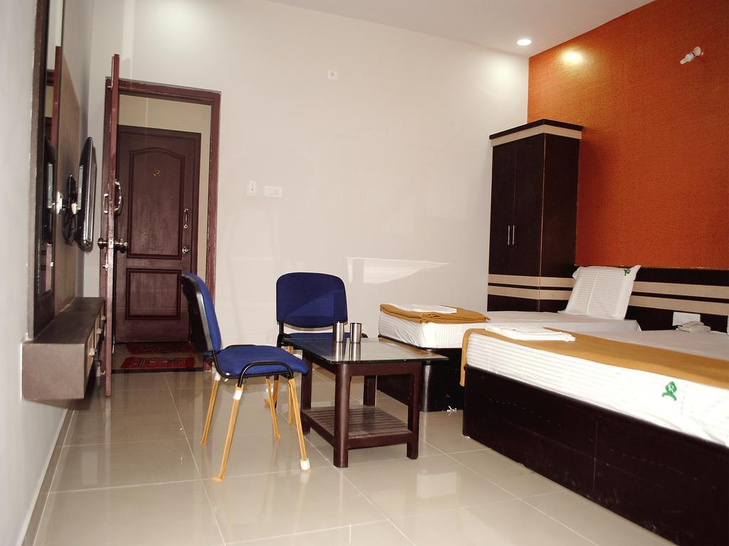 Ssr Hotel Srikalahasti Luaran gambar