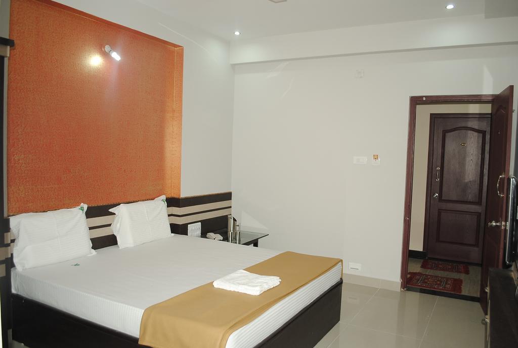 Ssr Hotel Srikalahasti Luaran gambar