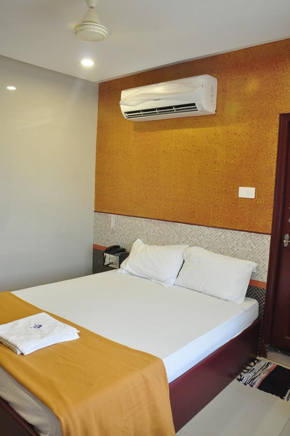 Ssr Hotel Srikalahasti Luaran gambar